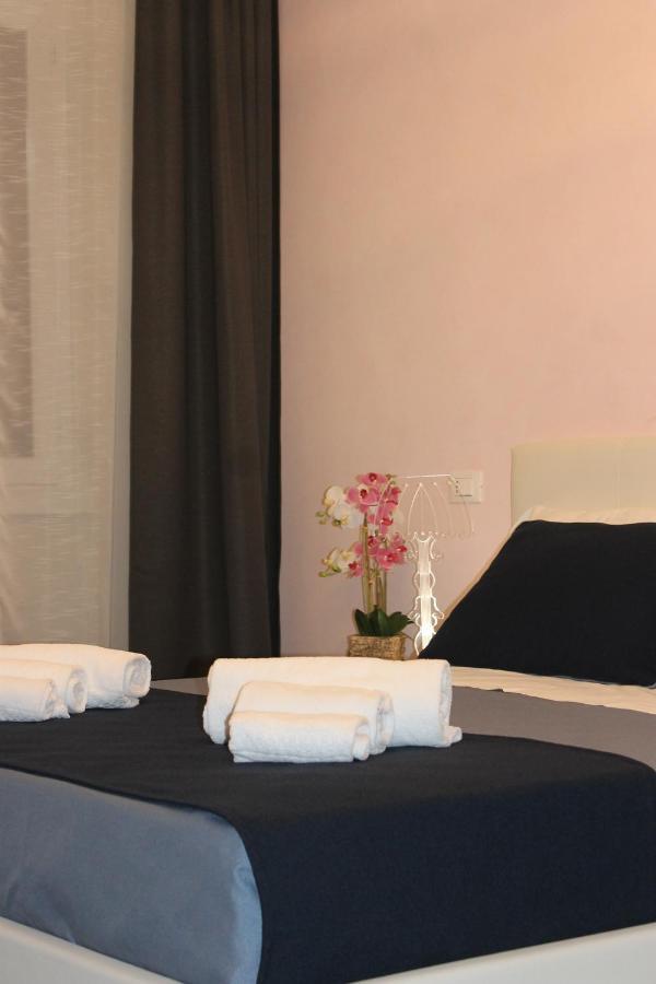 Hotel Little Rose Haven Roma Exterior foto