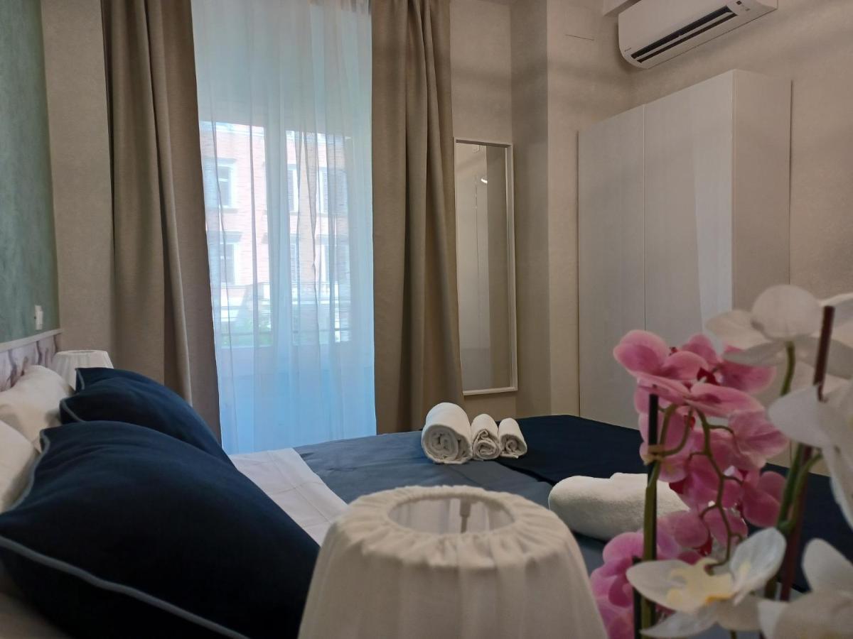 Hotel Little Rose Haven Roma Exterior foto
